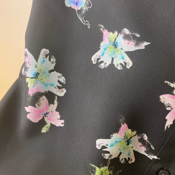 Banana Republic Black Floral Dillon Shirt - Picture 6 of 6
